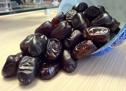 تصویر 2 از فروش خرمای مضافتی جیرفت + قیمت خرید به صرفه